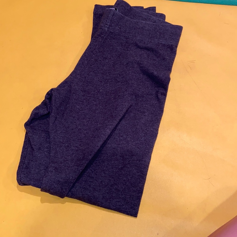 grey leggings